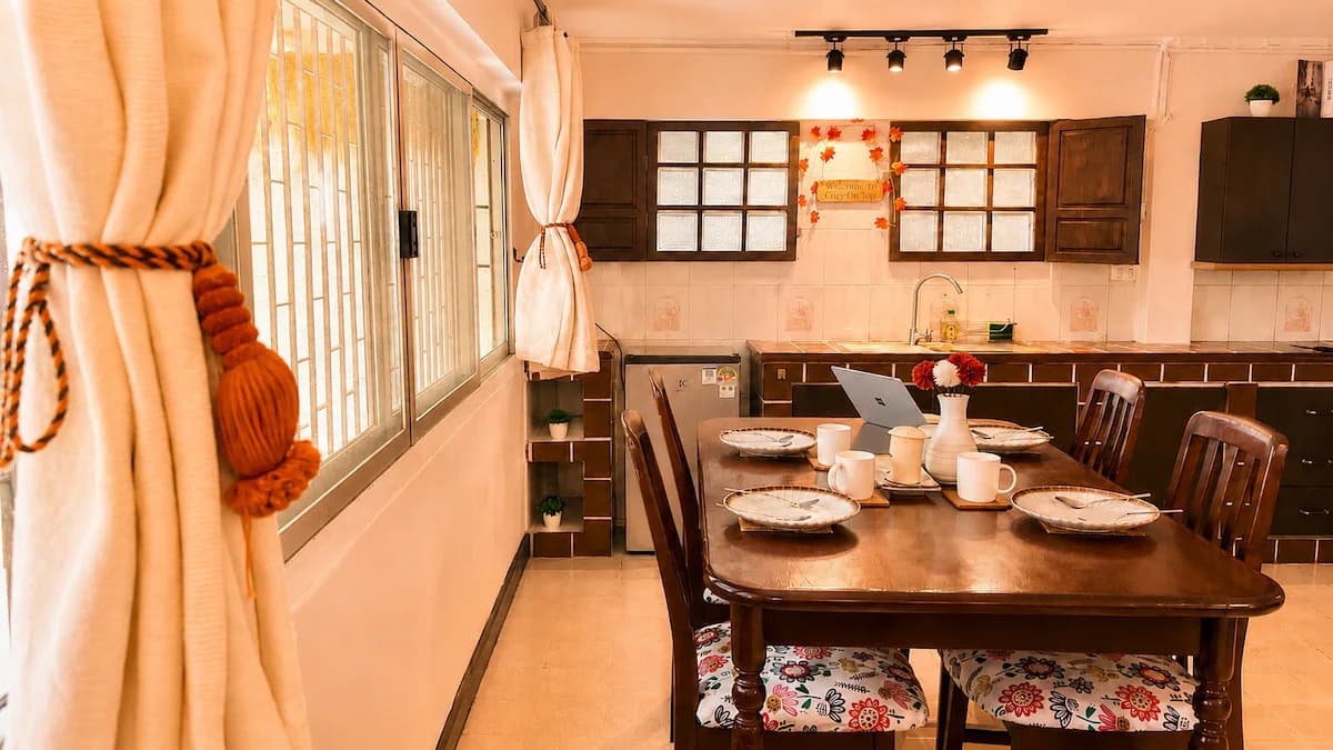 Autumn Hideaway | 4 Pax | 2 min BTS PhayaThai photo 3